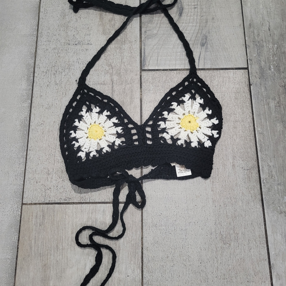 Love Sense Black Crochet Halter Top with Daisy Design With Adjusable Straps #7
